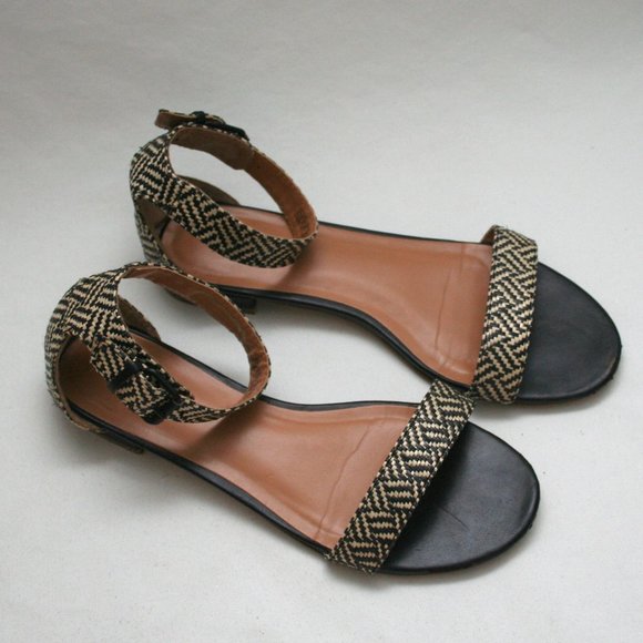 J CREW Size 7.5 C5128 Black & Ivory Low Heeled Ankle Strap Sandals - Picture 9 of 10